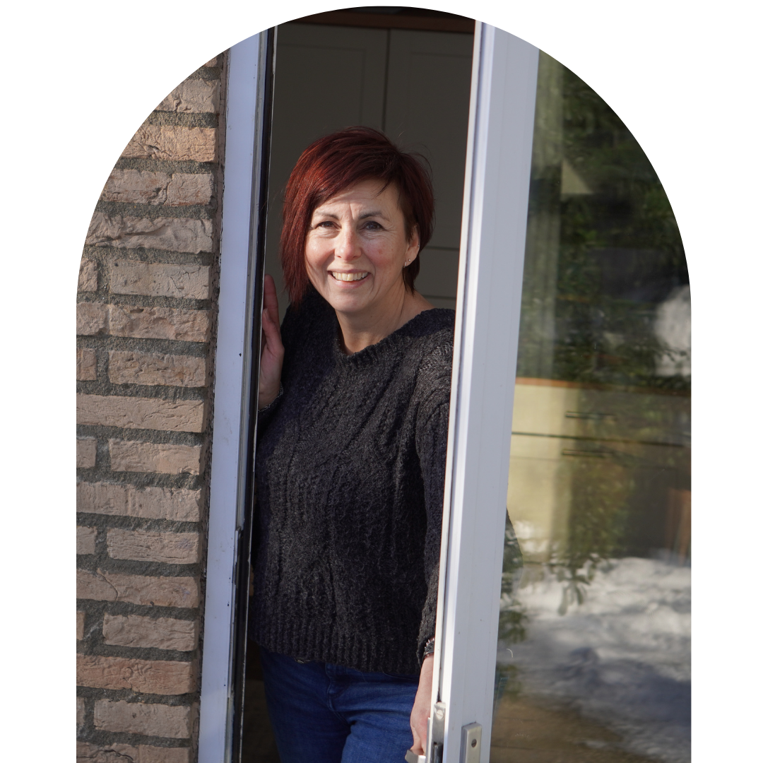 Welkom! Ik ben Monique Rohs, jouw Care for Women specialiste in Sittard.